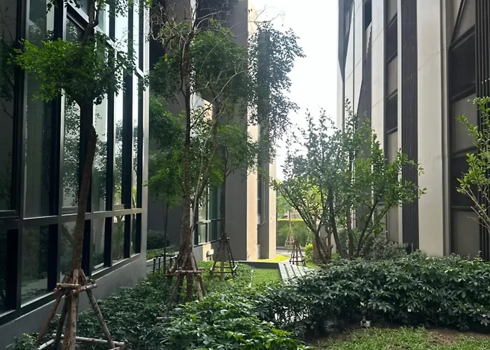 Niche Mono Mega Space Bangna3 Apartment *